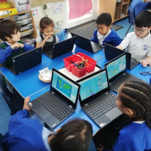 Chromebooks in class for cross-curricular learning